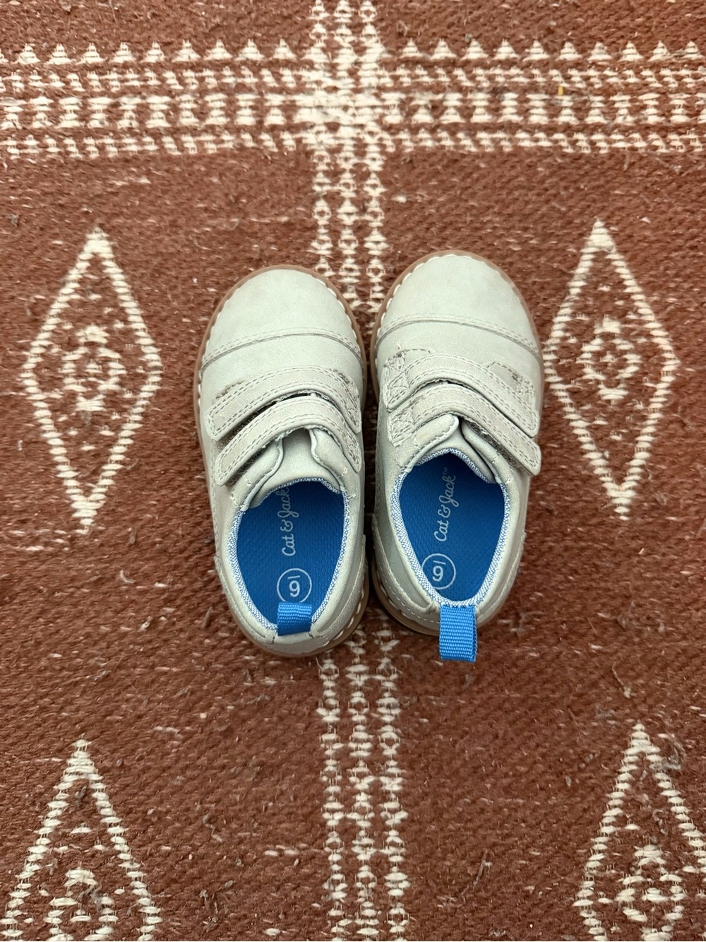 Cat & Jack Light Gray Baby Shoes with Blue Insole